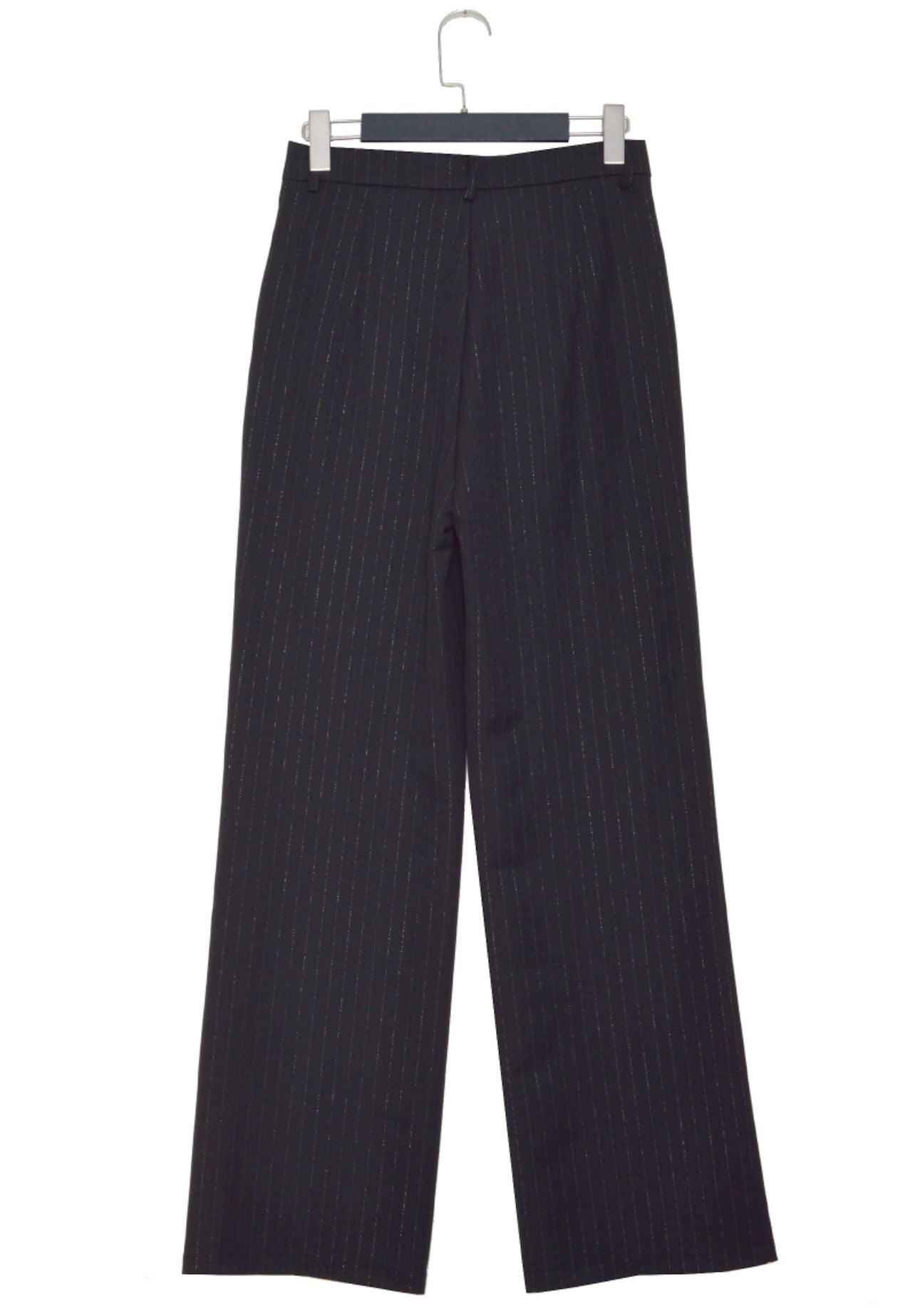 PANTALÓN GRIS RAYA HILO METALIZADO
