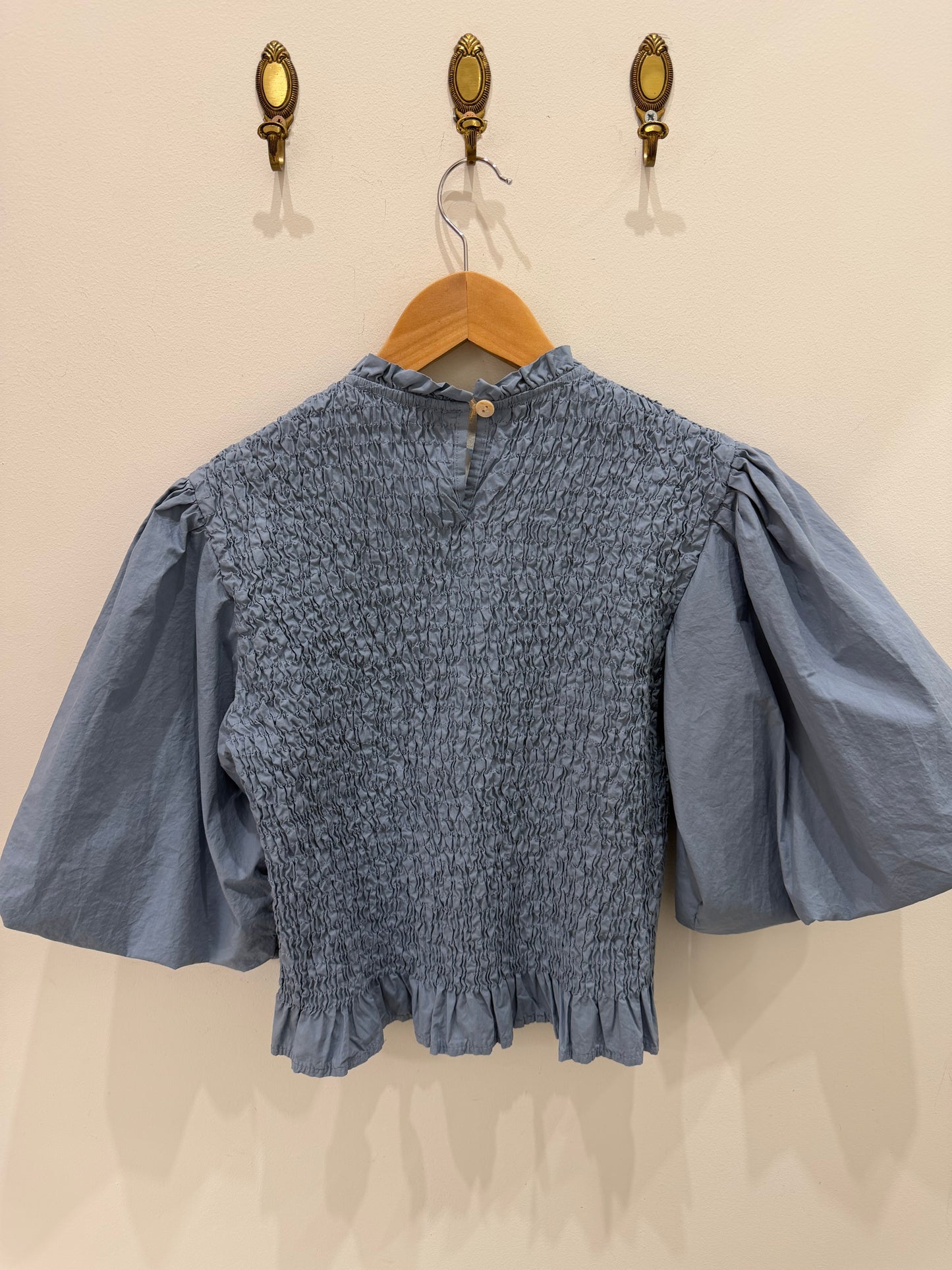 BLUSA MANGA ABULLONADA AZUL