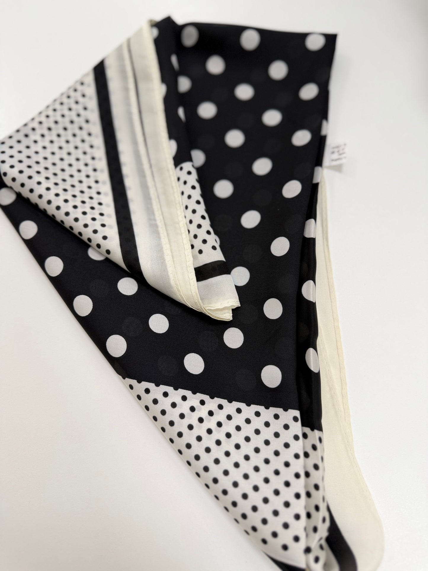 PAÑUELO LUNARES NEGRO