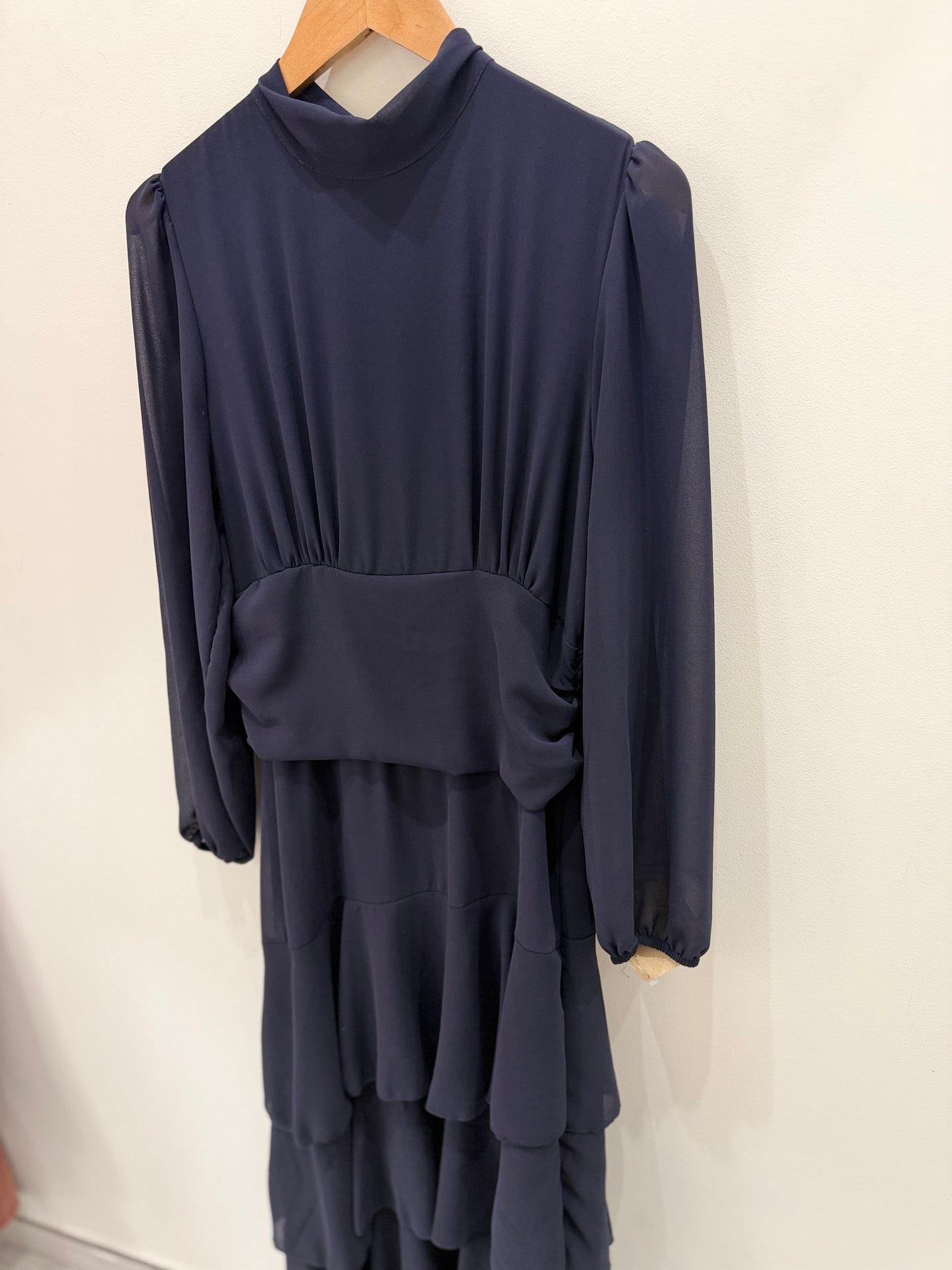 VESTIDO AZUL VOLANTES