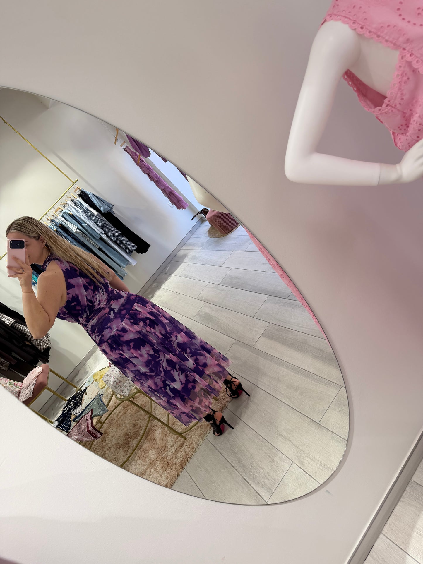 VESTIDO HALTER TONOS LILAS