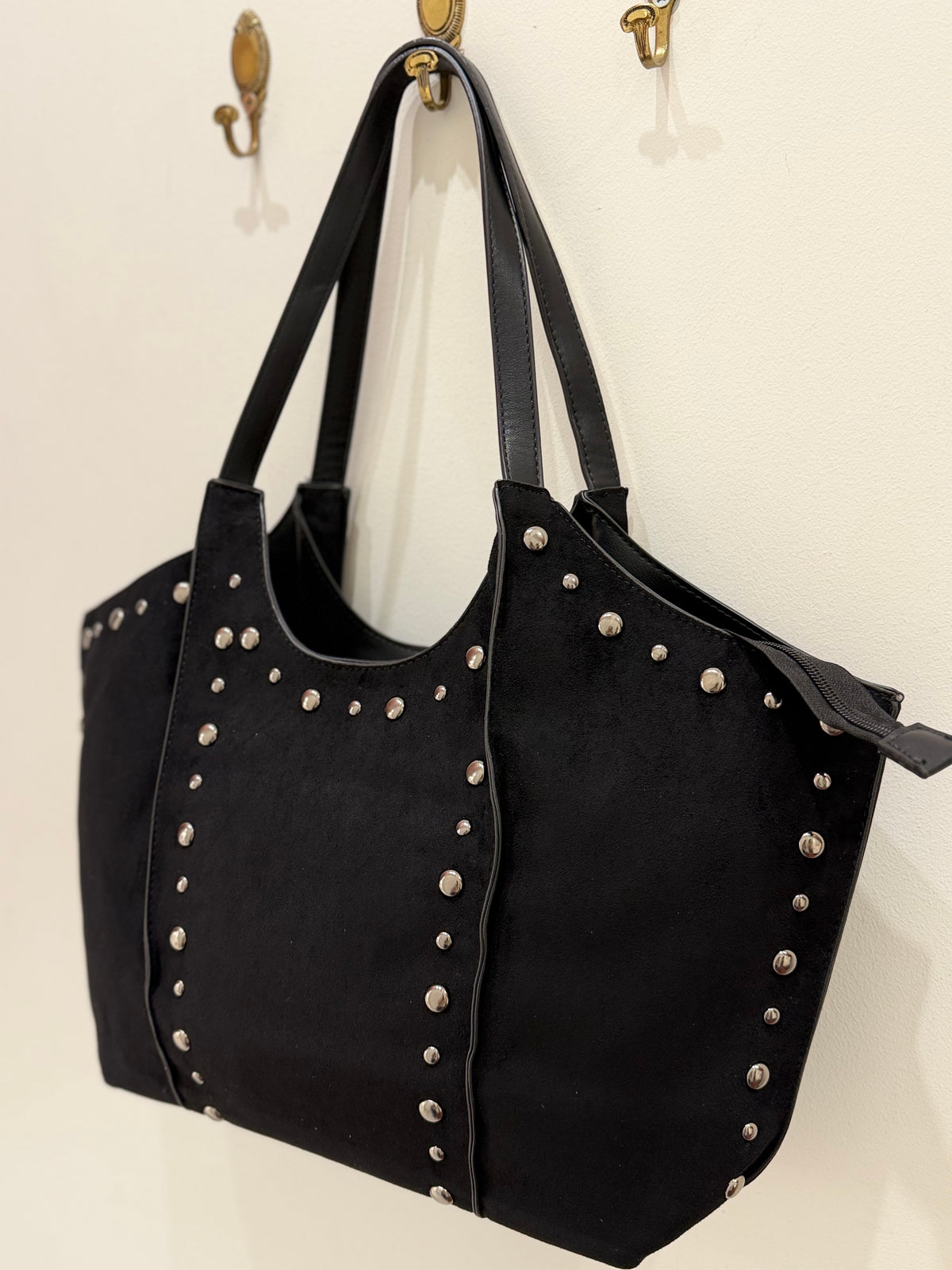 BOLSO ANTELINA TACHUELAS
