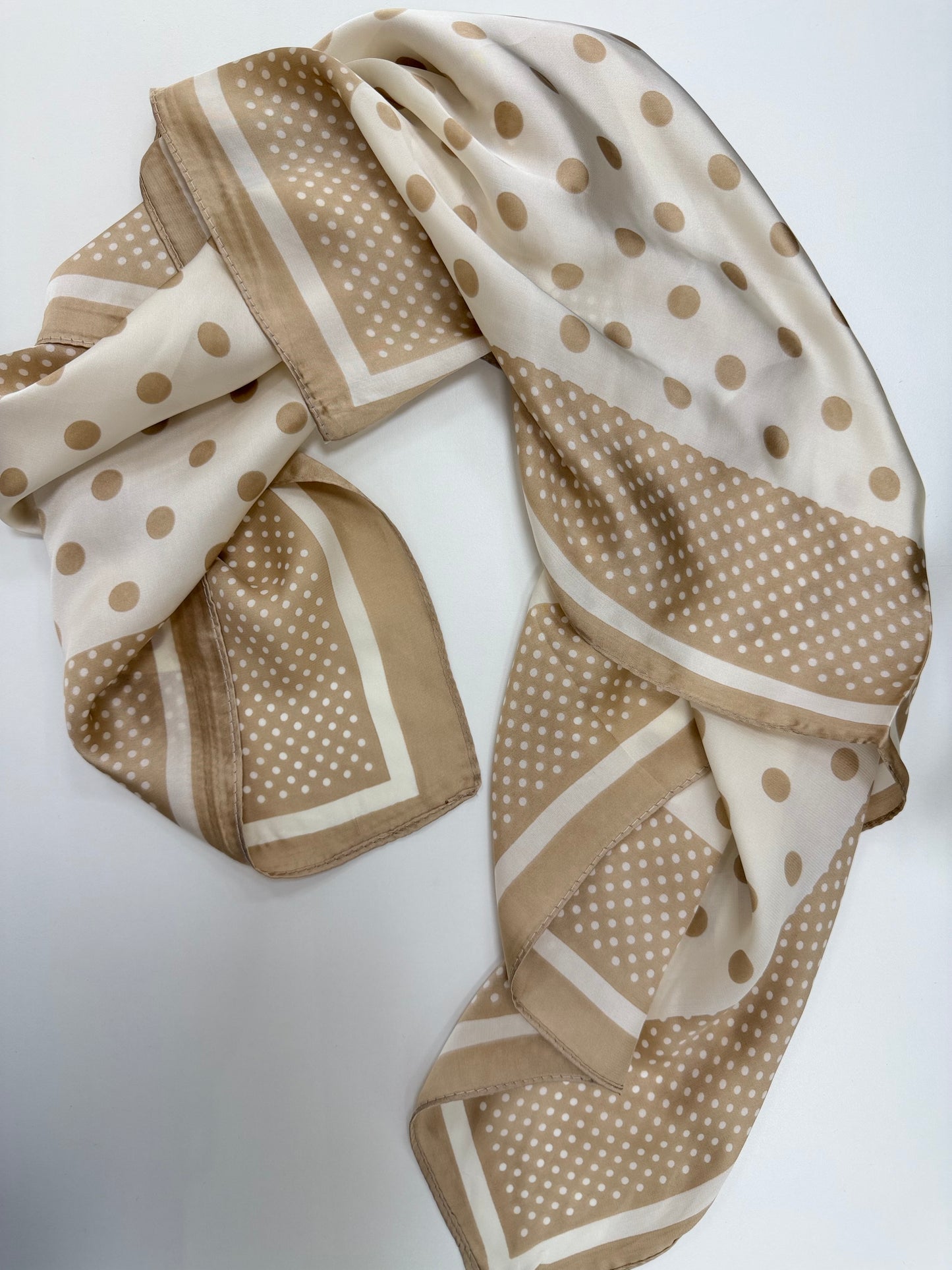 PAÑUELO LUNARES BEIGE