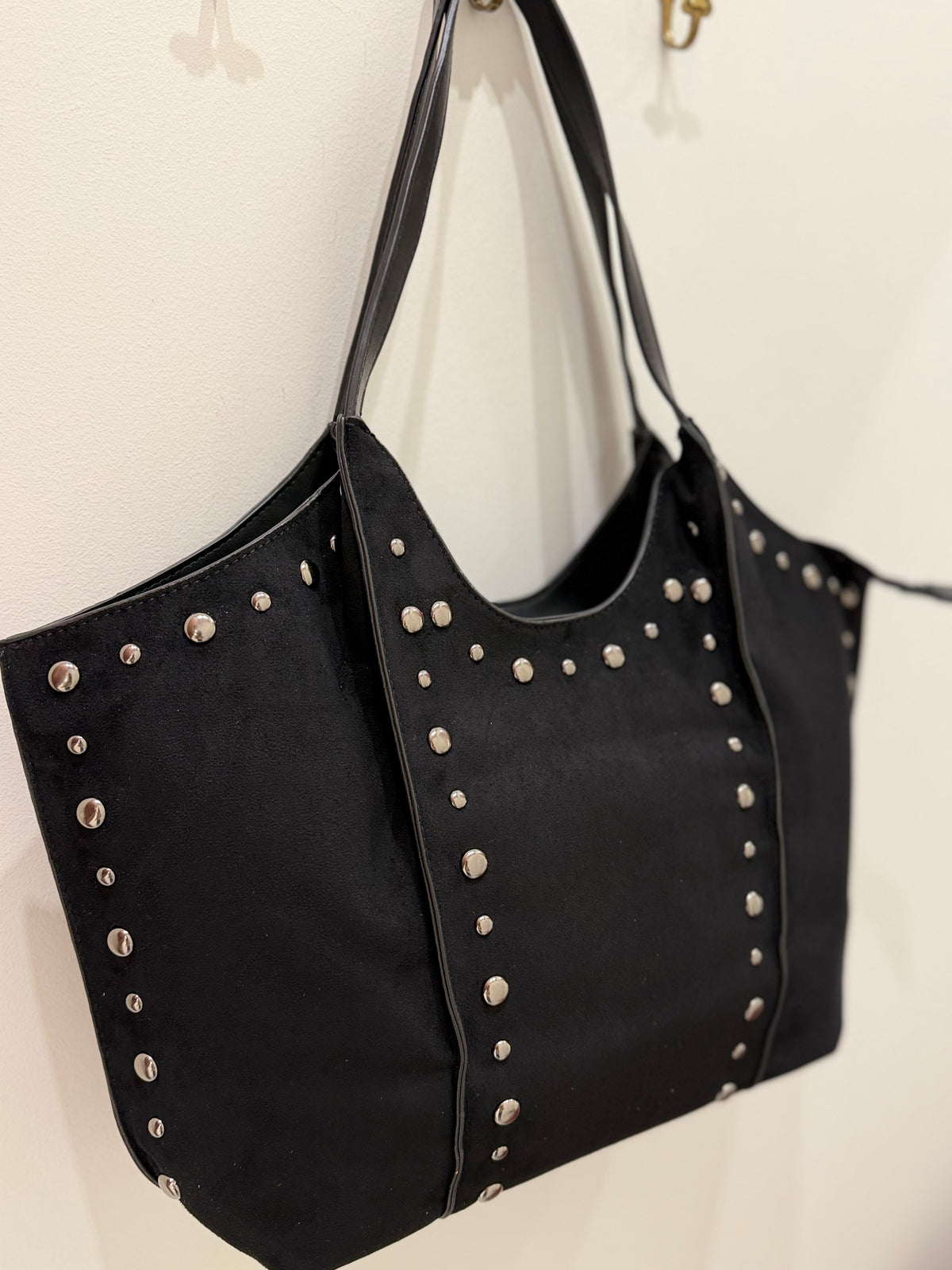 BOLSO ANTELINA TACHUELAS
