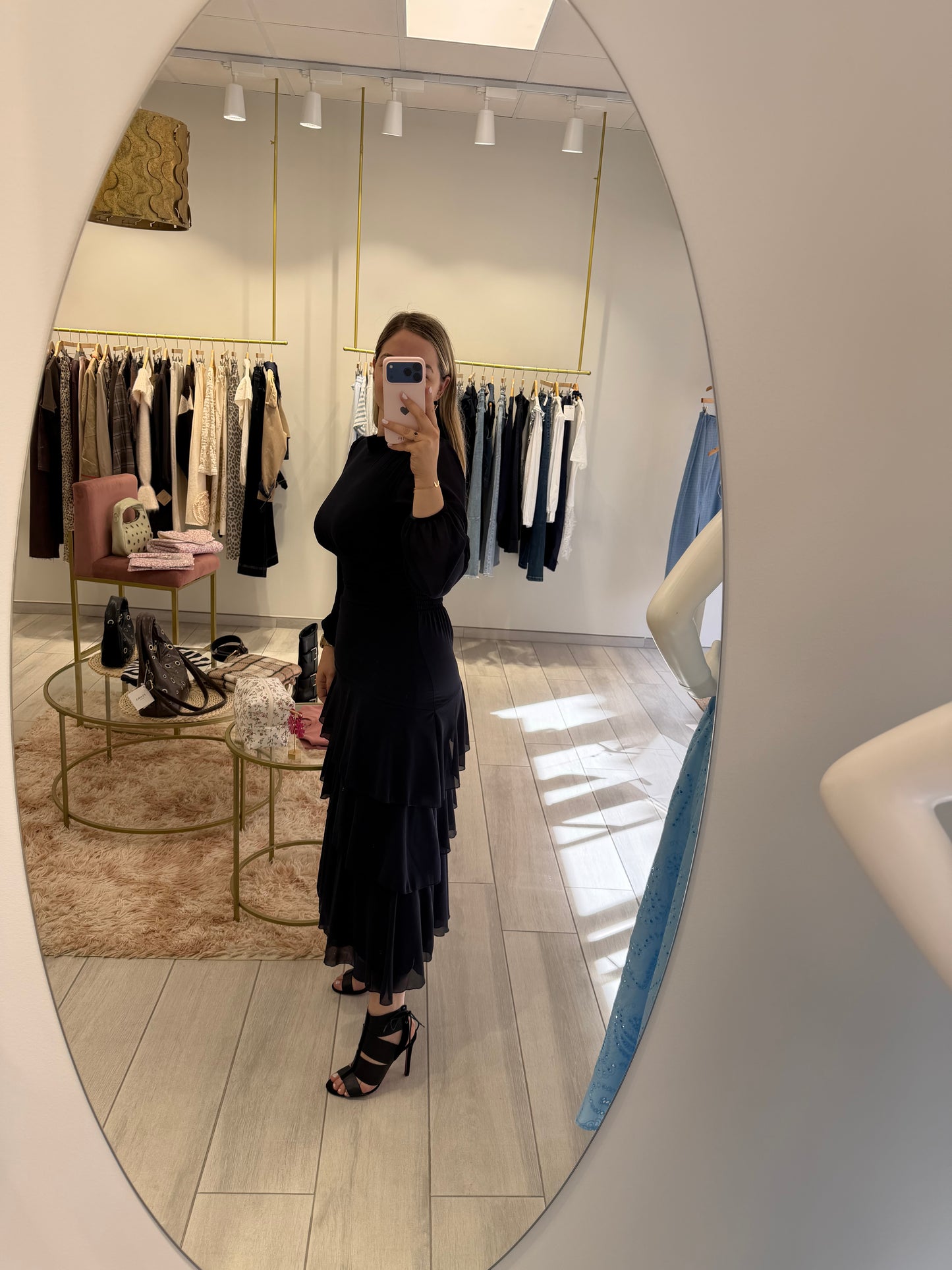 VESTIDO AZUL VOLANTES