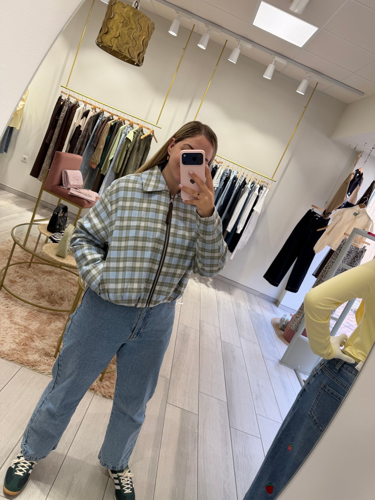 BOMBER CUADROS