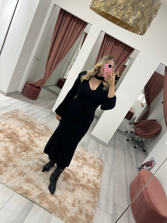 VESTIDO NEGRO FRUNCIDO
