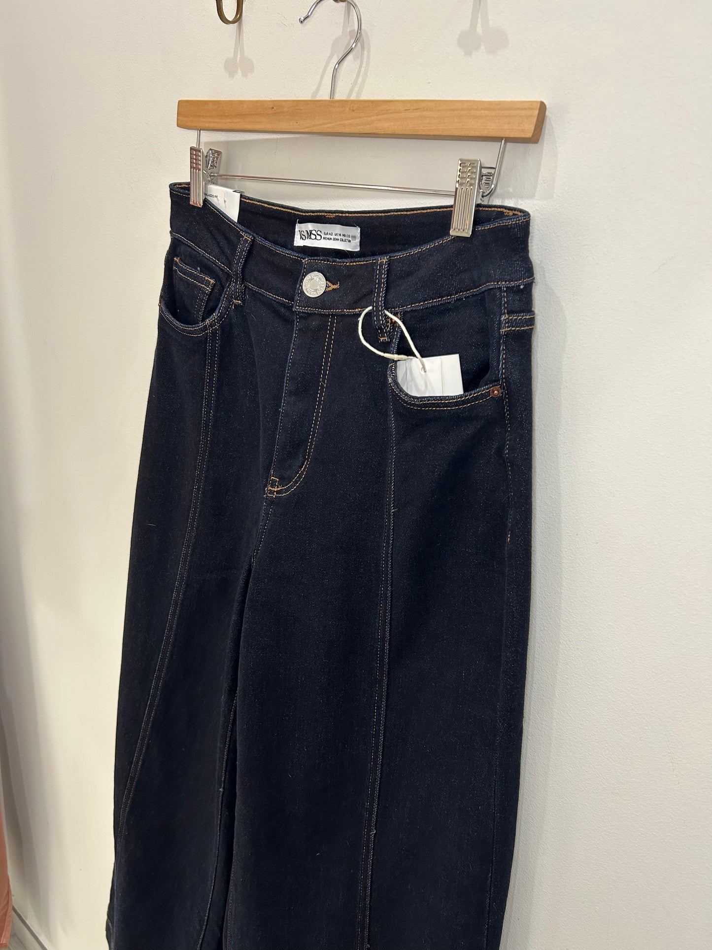 PANTALÓN VAQUERO COSTURAS