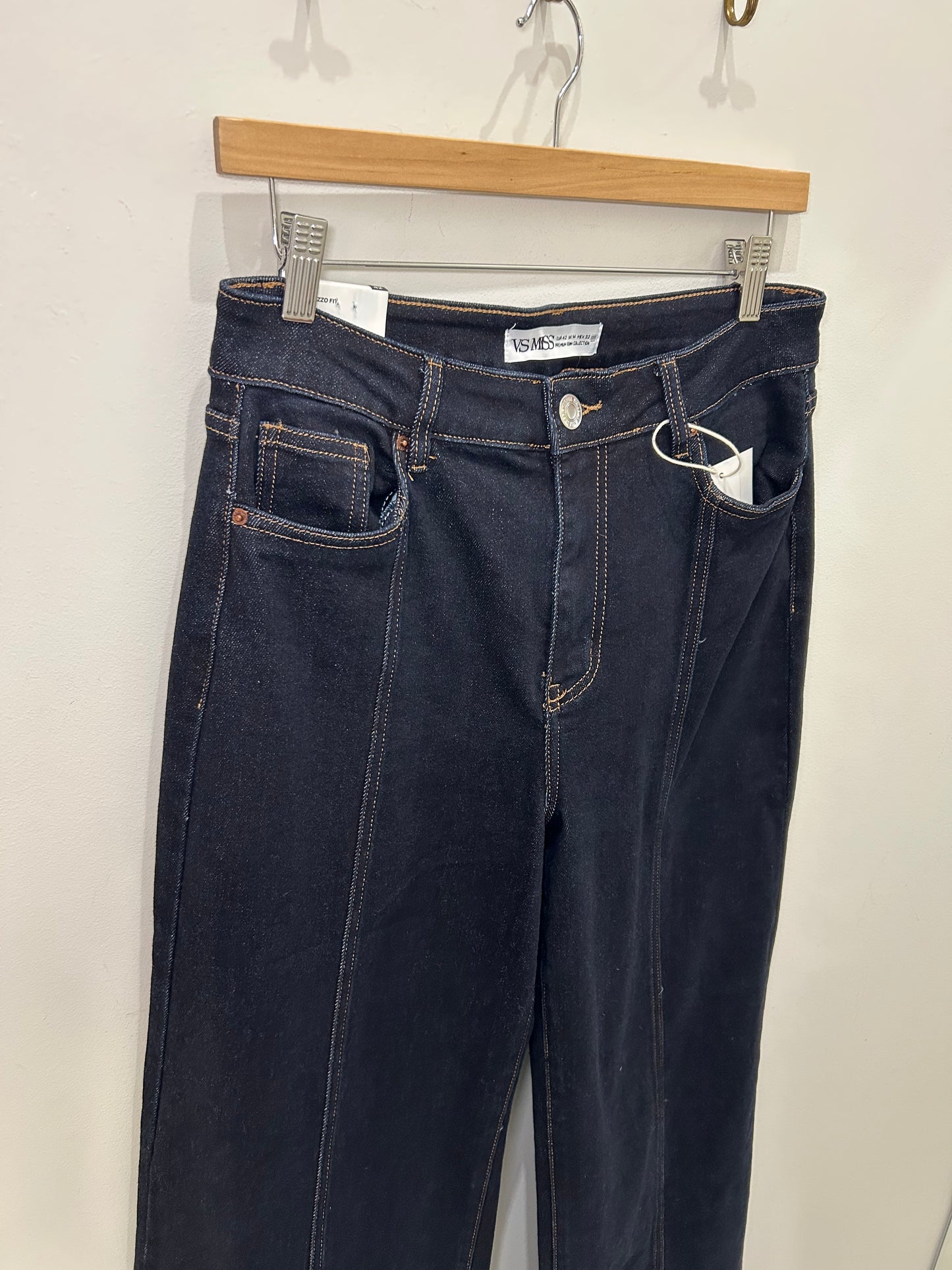 PANTALÓN VAQUERO COSTURAS