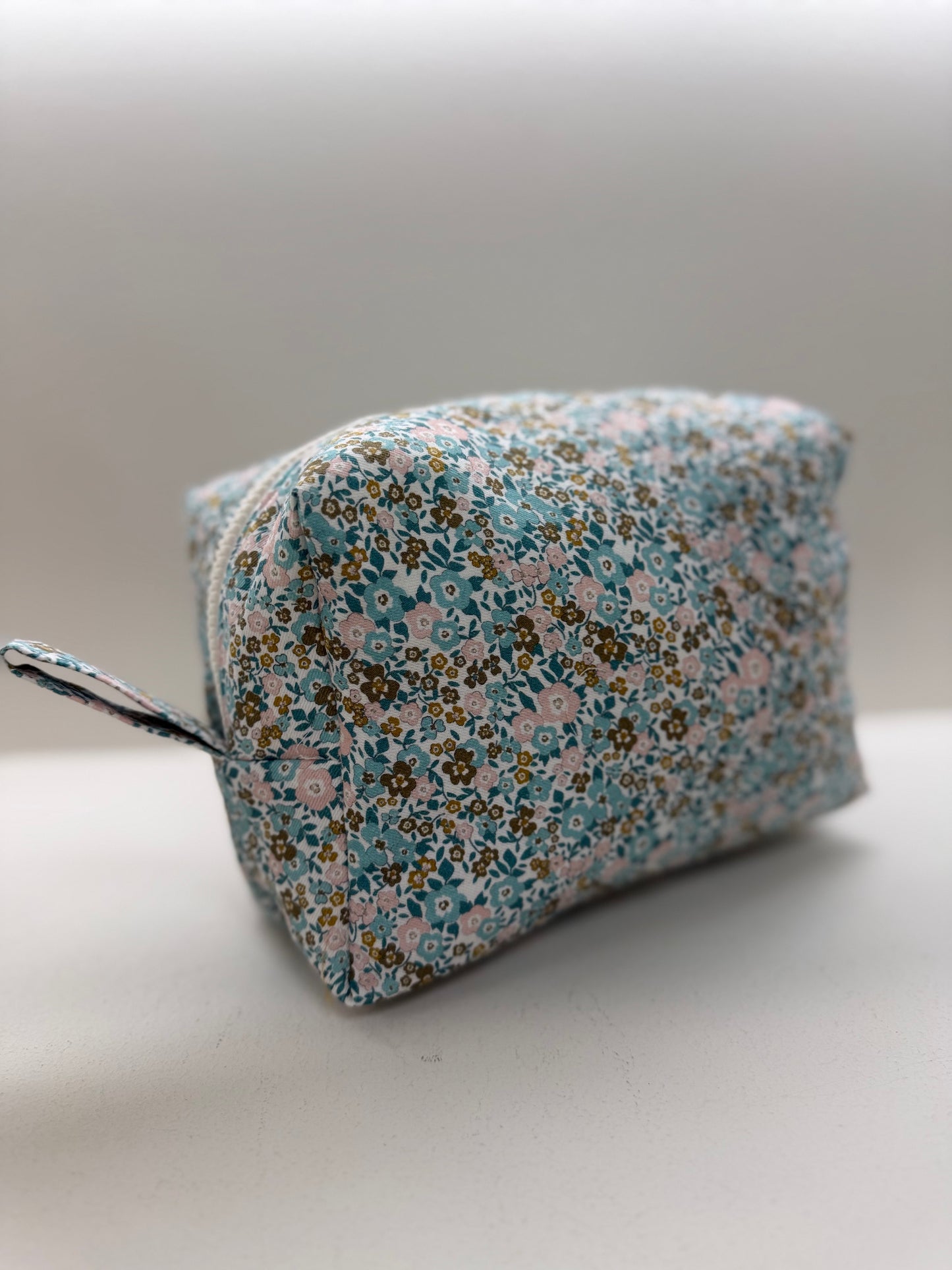 NECESER FLORAL