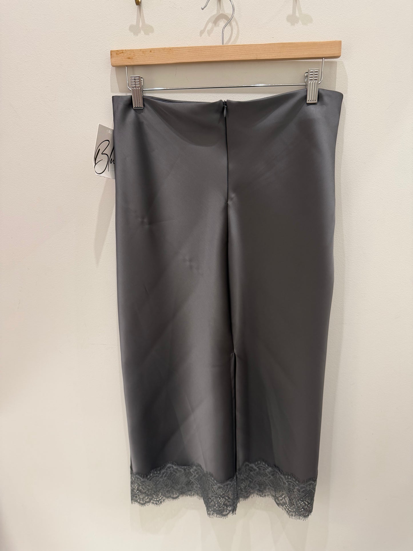 FALDA LENCERA GRIS