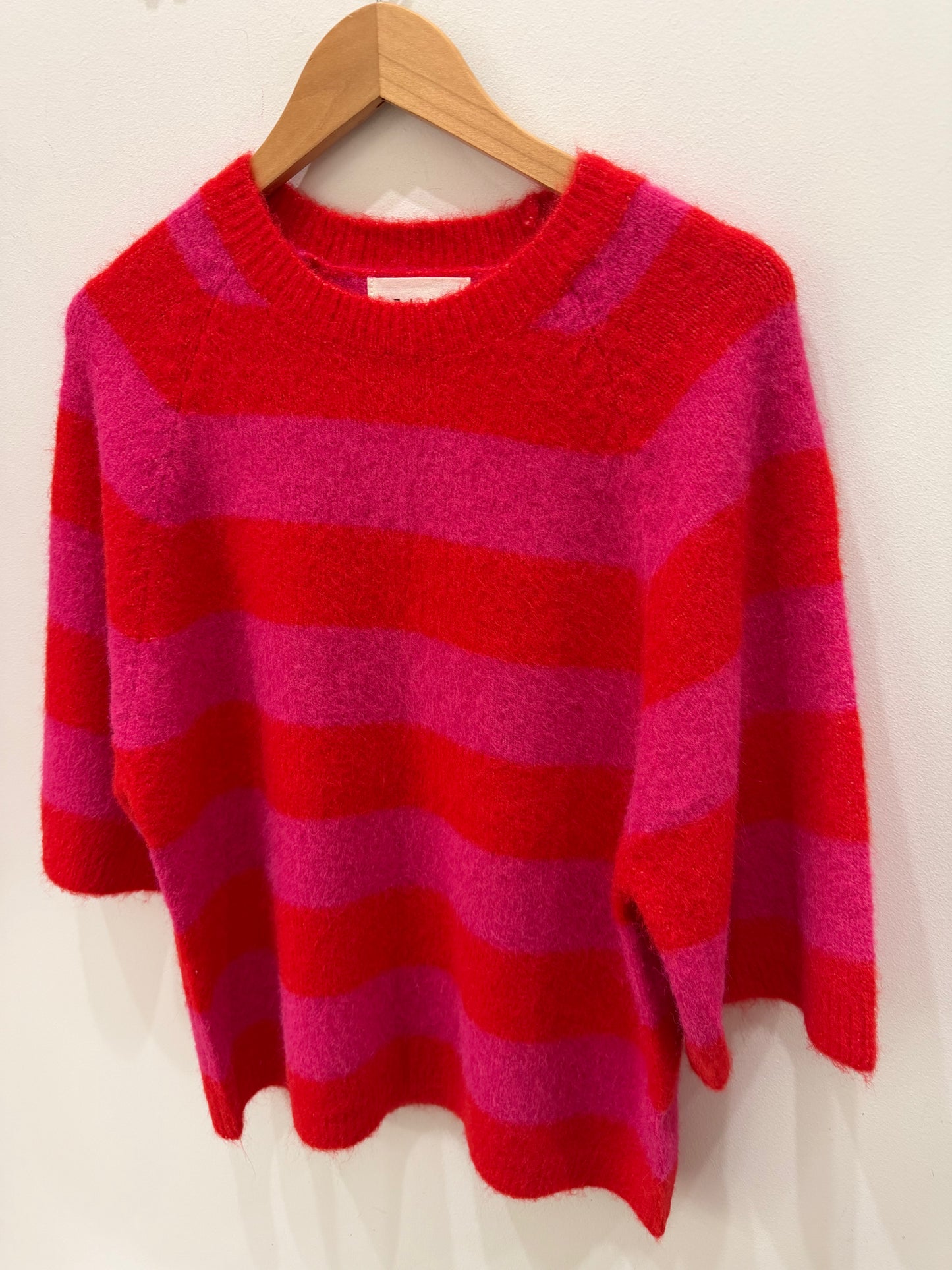 JERSEY ROSA Y ROJO