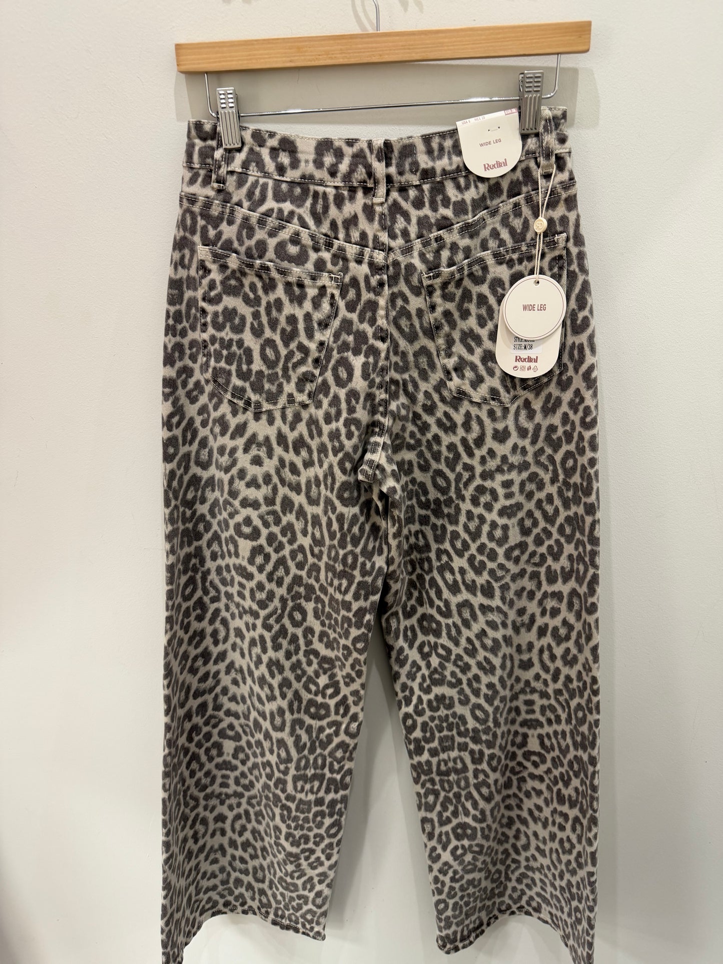 PANTALÓN ANIMAL PRINT