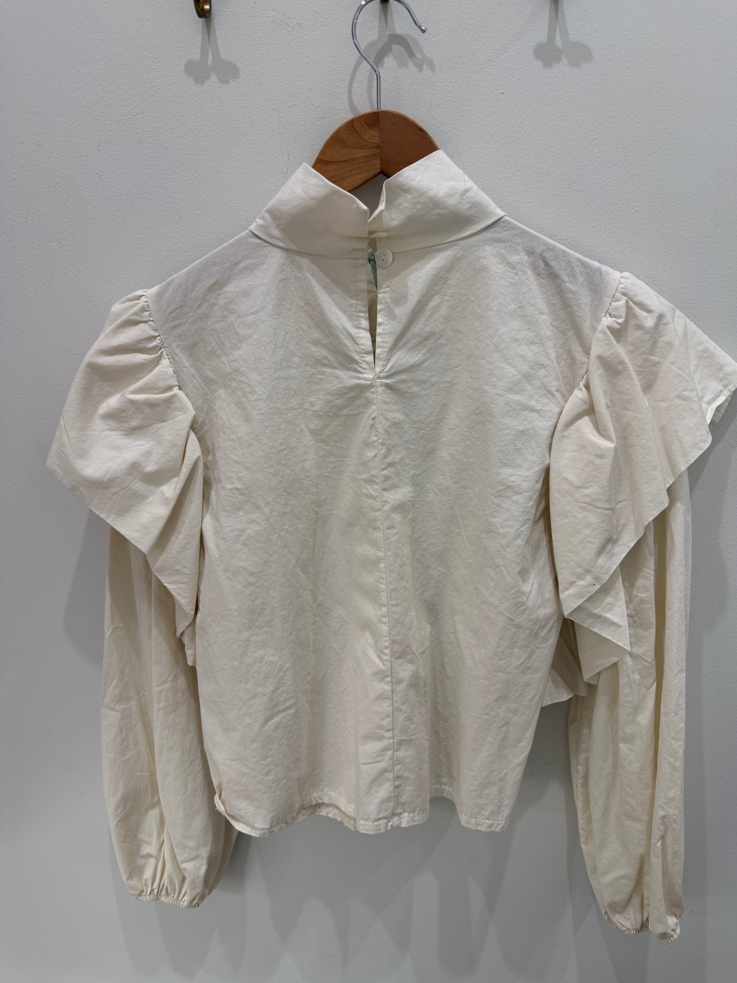 BLUSA CRUDO VOLANTES