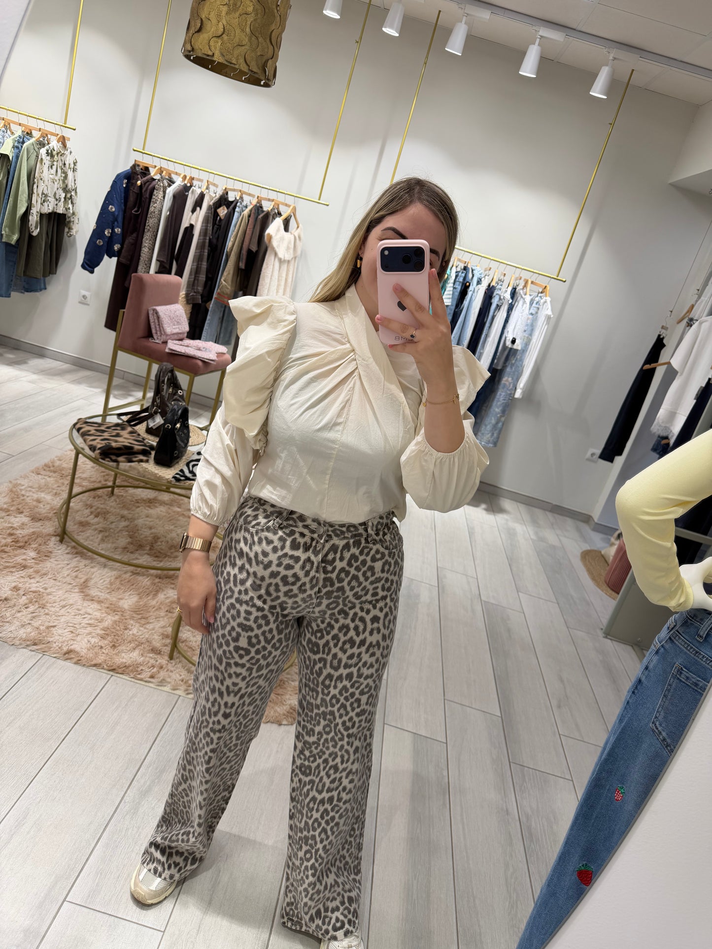 BLUSA CRUDO VOLANTES