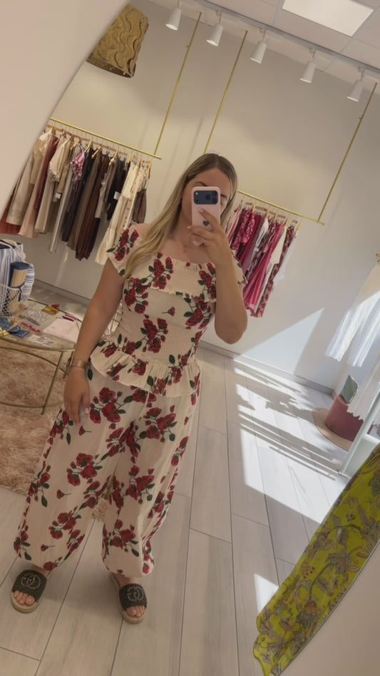 CONJUNTO FLORES